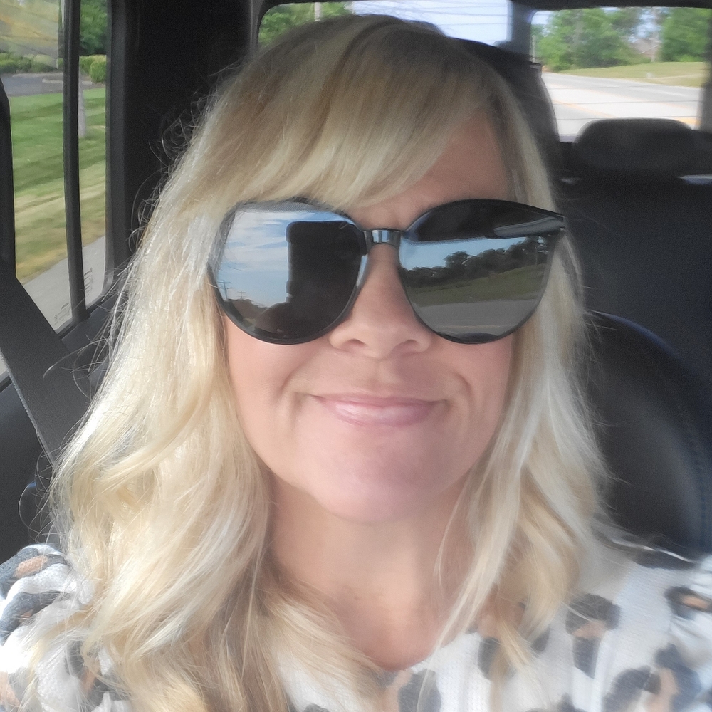 Meet your Posher, Sonya